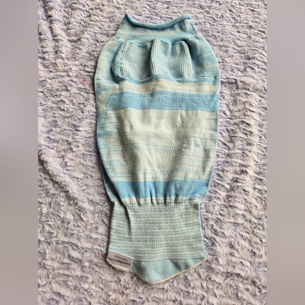 Cozy Blue Striped Kids Mittens